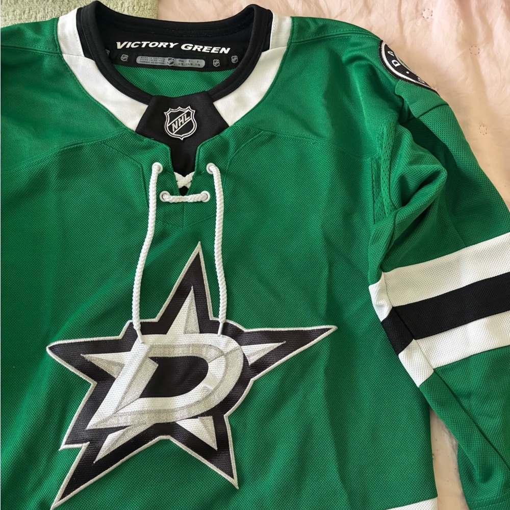 Dallas Stars Youth S/M Home Premier Jersey - Green (EUC)
